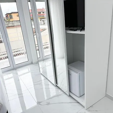 White Elegance Luxury B&B Caserta Exterior photo