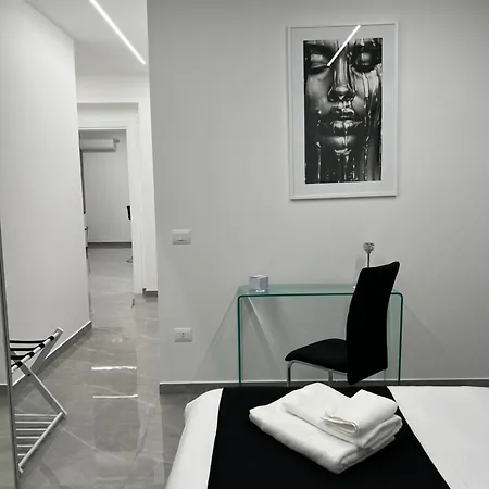 White Elegance Luxury B&B Caserta Exterior photo
