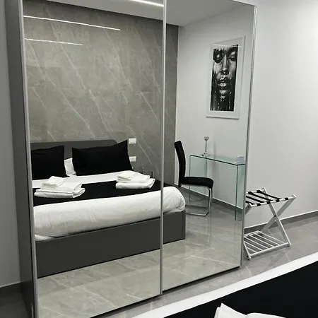 White Elegance Luxury B&B Caserta Exterior photo