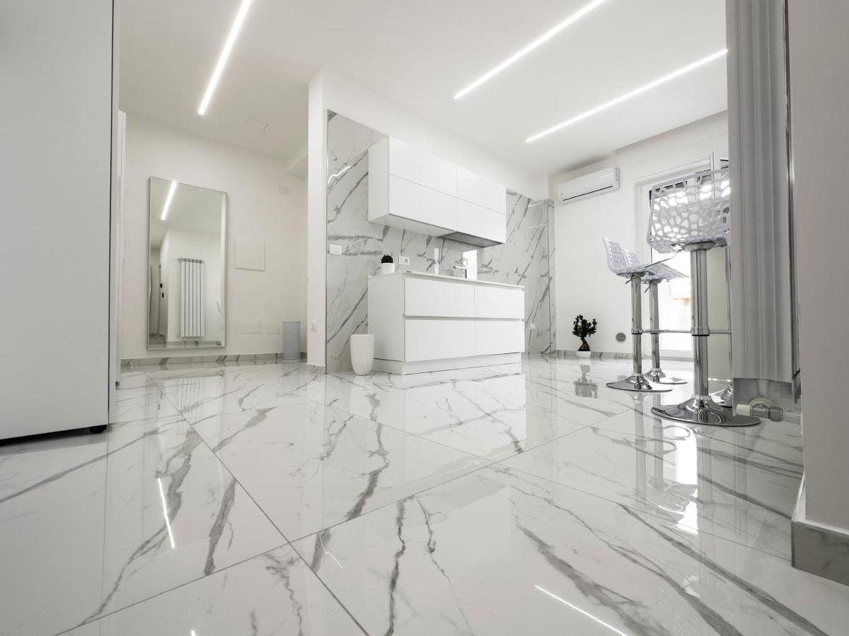 White Elegance Luxury *