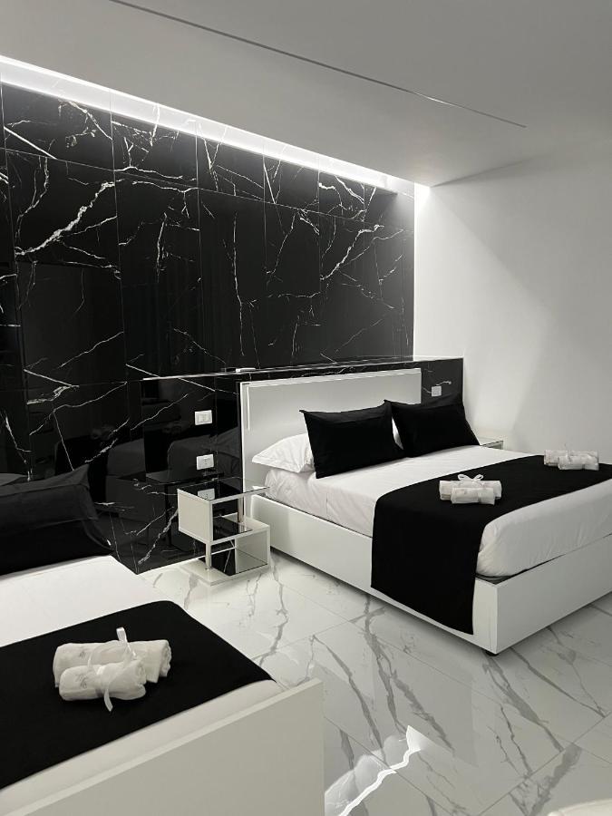White Elegance Luxury *