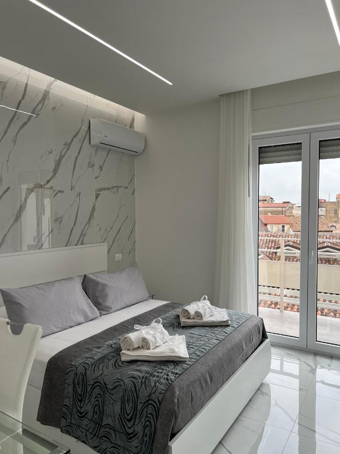 White Elegance Luxury * Caserte