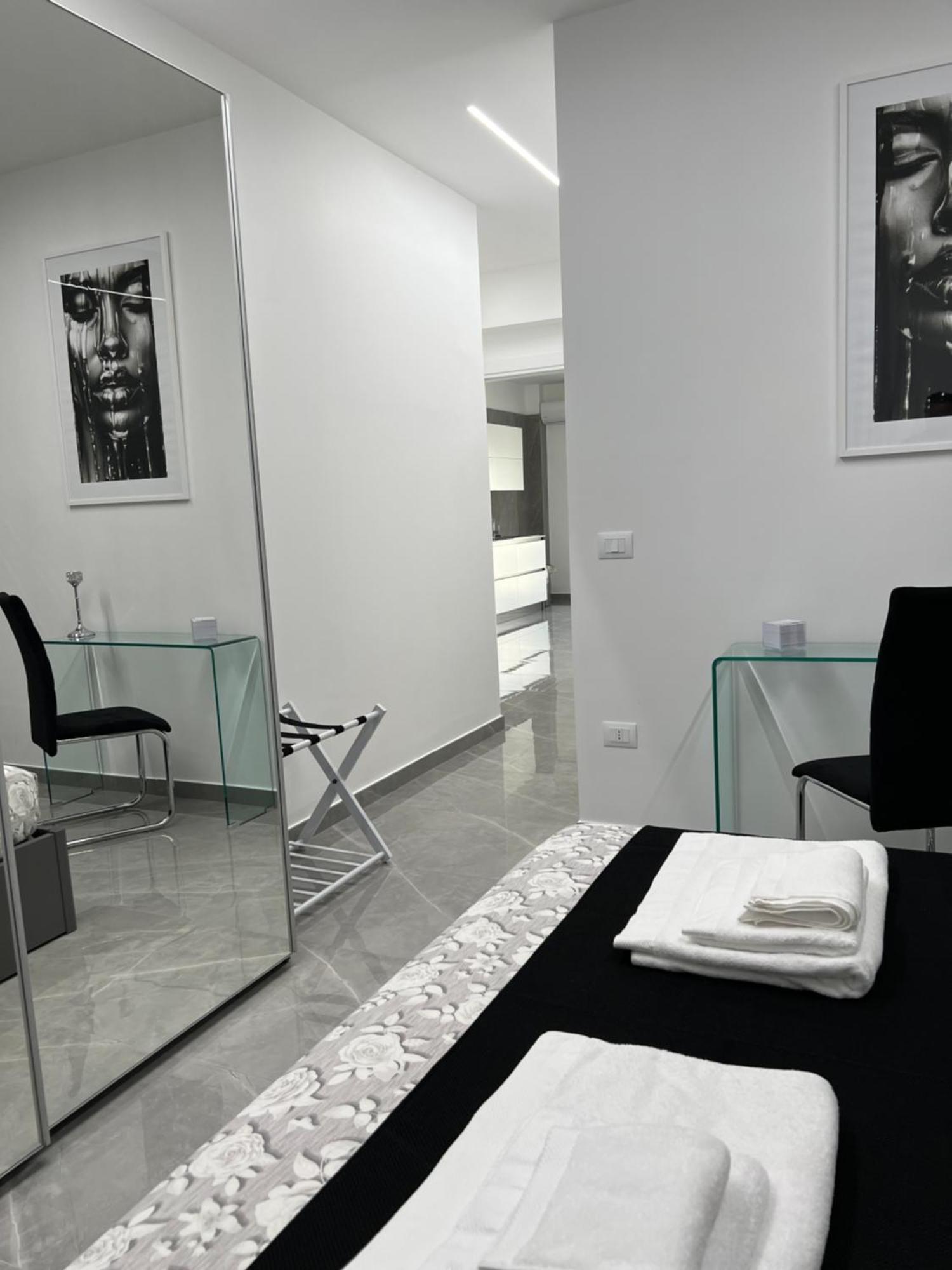 White Elegance Luxury Caserte
