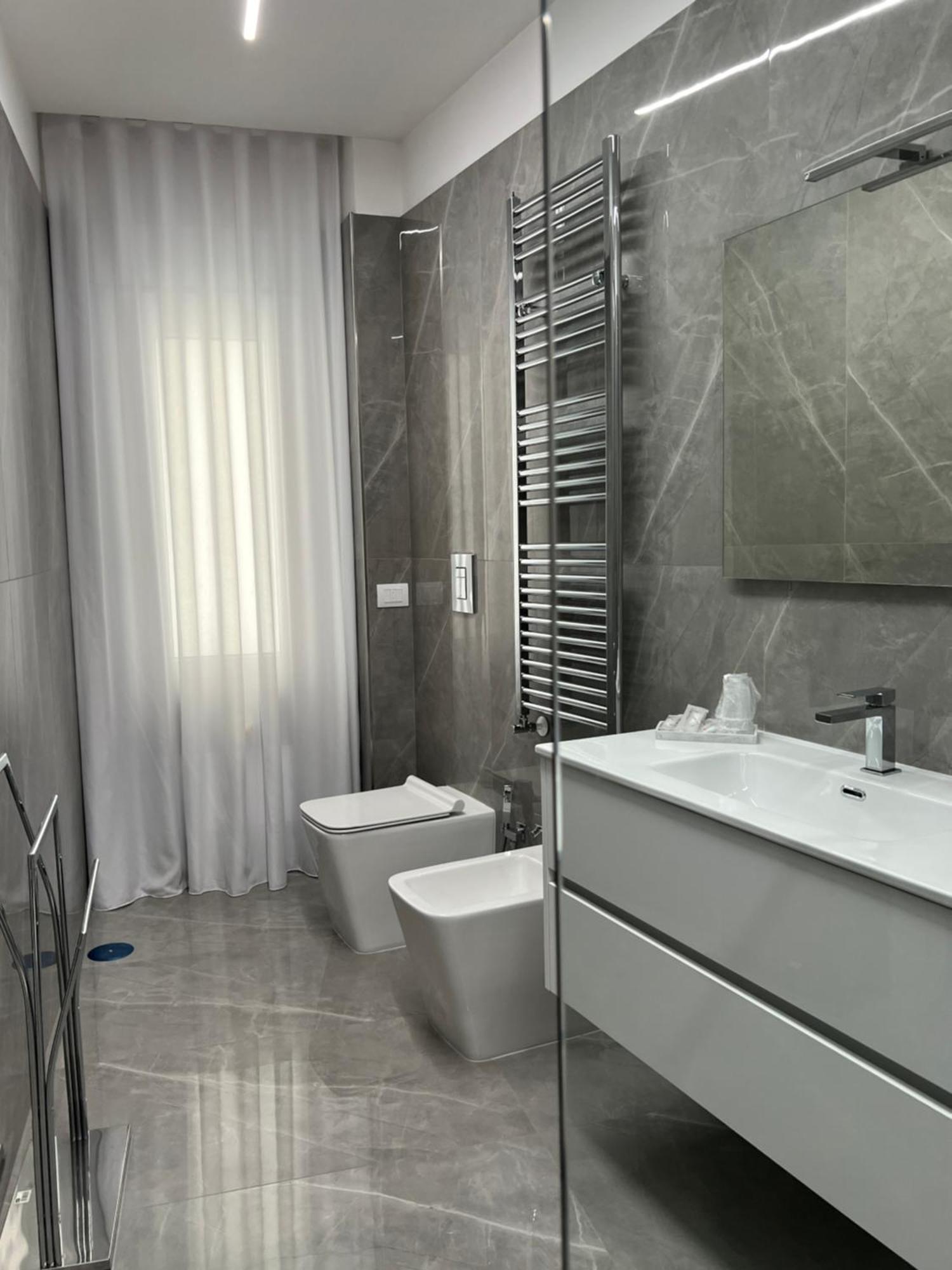 White Elegance Luxury * Caserte